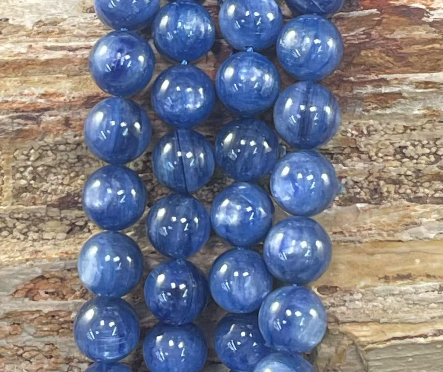 Blue Kyanite AAA Grade Round 12mm