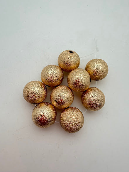 Vintage Metal Round Textured 16mm Gold