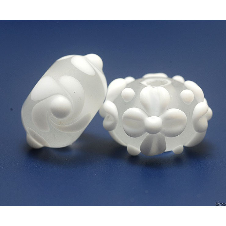 10204001 - Seven Baby Floral White Rondelle Beads