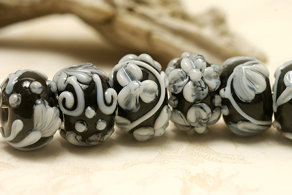 10204201 - Seven Midnight Garden Rondelle Beads