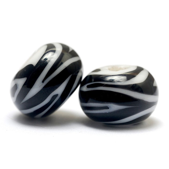 10204401 - Seven Zebra Stripes Rondelle Beads