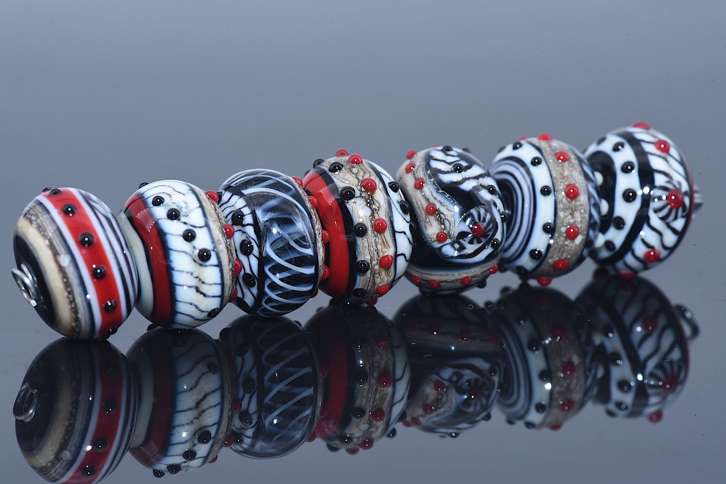 10205301 - Seven Dakota Quilt Rondelle Beads