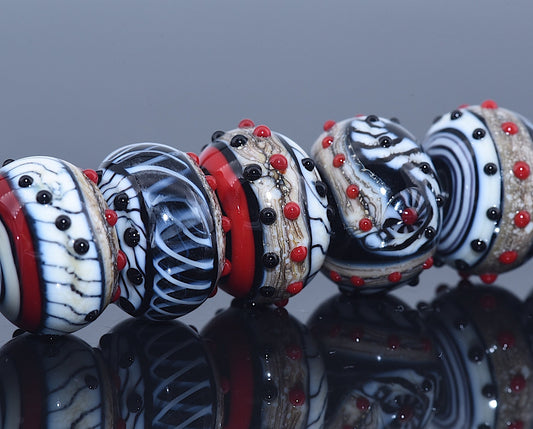 10205301 - Seven Dakota Quilt Rondelle Beads