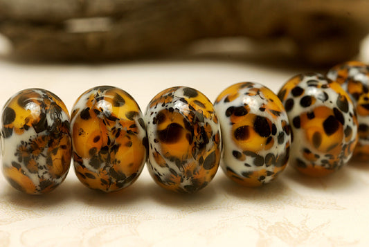 10304301 - Seven Animal Prints Rondelle Beads