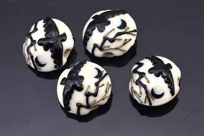 10306412 - Four Flying Raven Lentil Beads