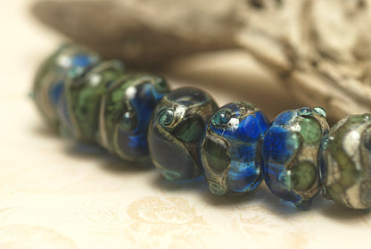 10406501 - Seven Deep Blue Ocean Rondelle Beads