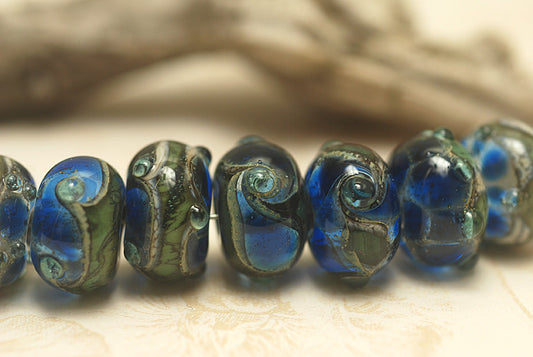 10406501 - Seven Deep Blue Ocean Rondelle Beads