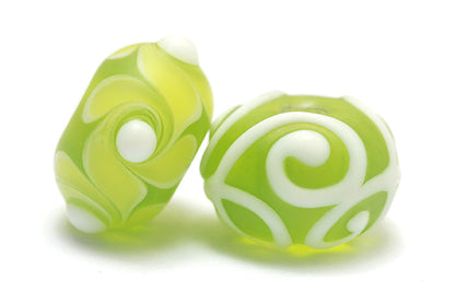 10500401 - Seven Baby Spring Green Rondelle Beads