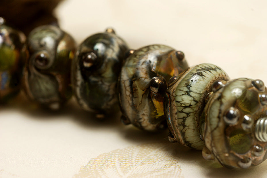 10503401 - Seven Green w/Silver Foil Rondelle Beads