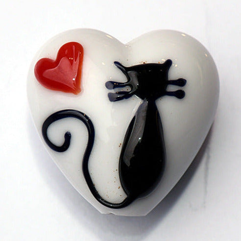 11840505 - Loving Cat Heart Bead