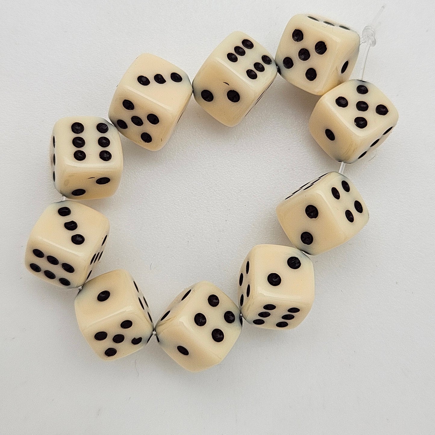 Dice Bead 9mm Ivory & Black