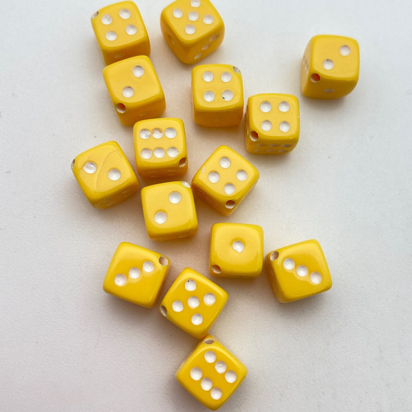 Dice Beads 9mm Yellow