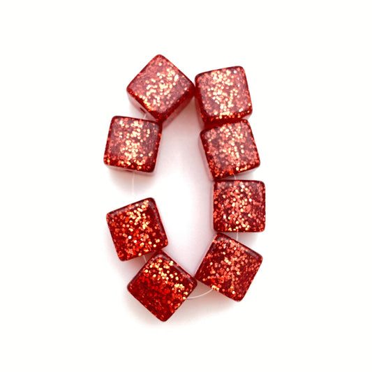 Glitter Cube 10mm Cranberry