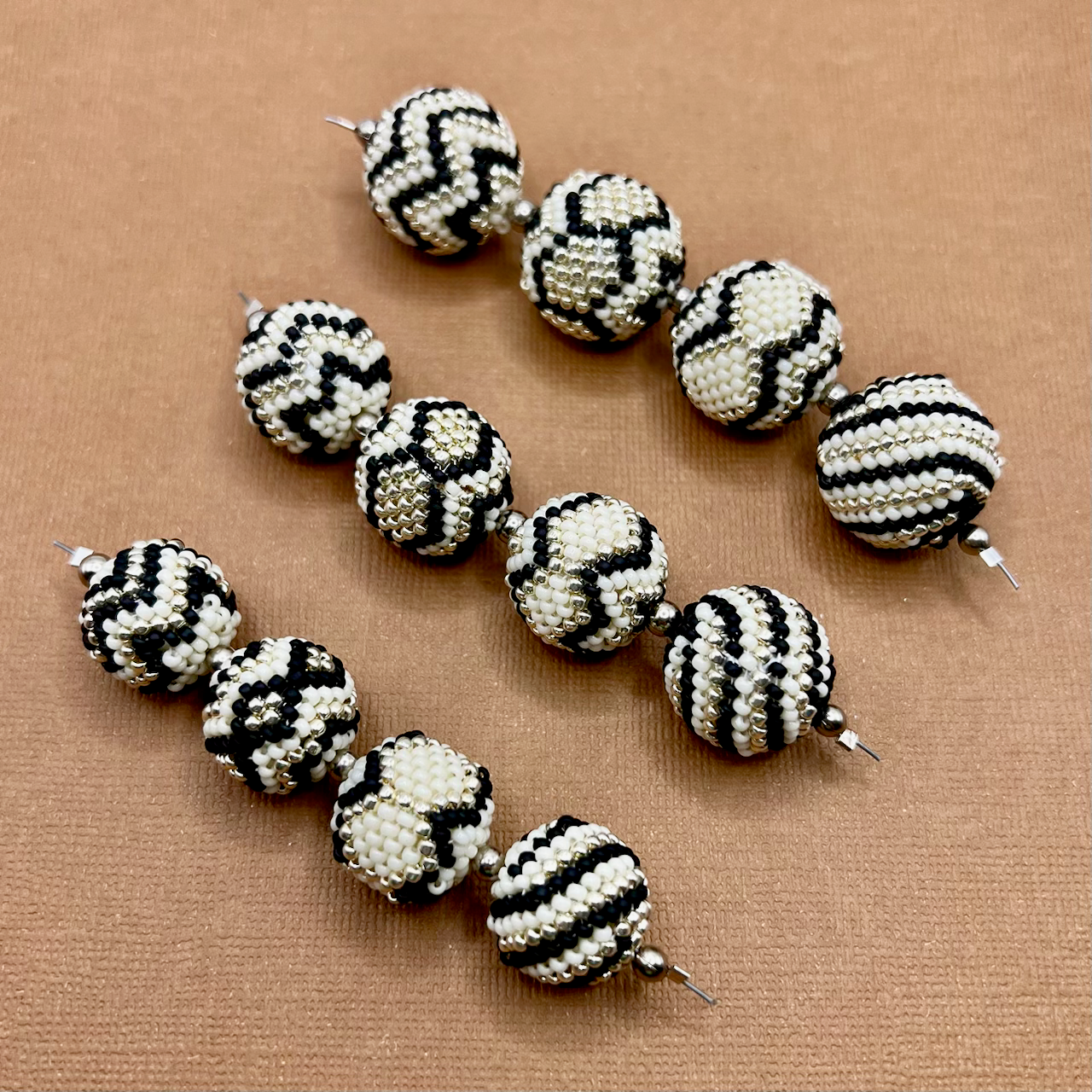 Cream, Black, Silver (Size 11) Beaded Beads