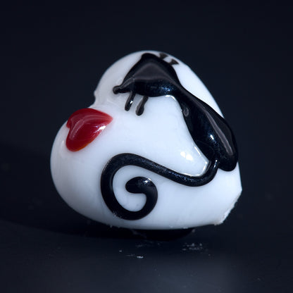 11840505 - Loving Cat Heart Bead