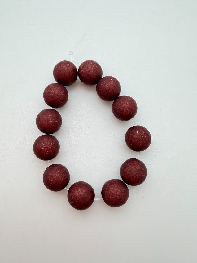 Round 10mm Moon glow matte Vinaccis