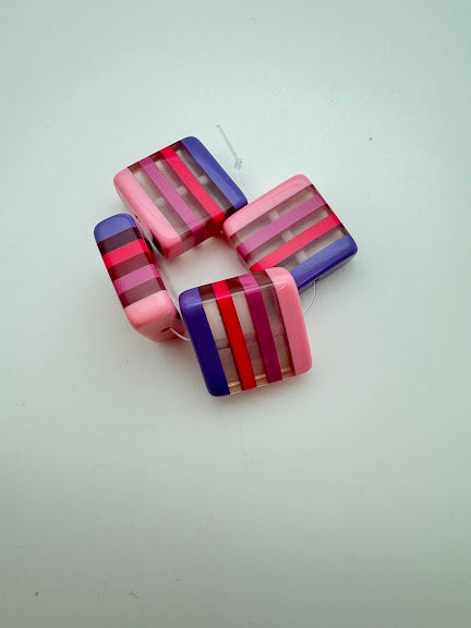 Layered Square 25mm Pinks