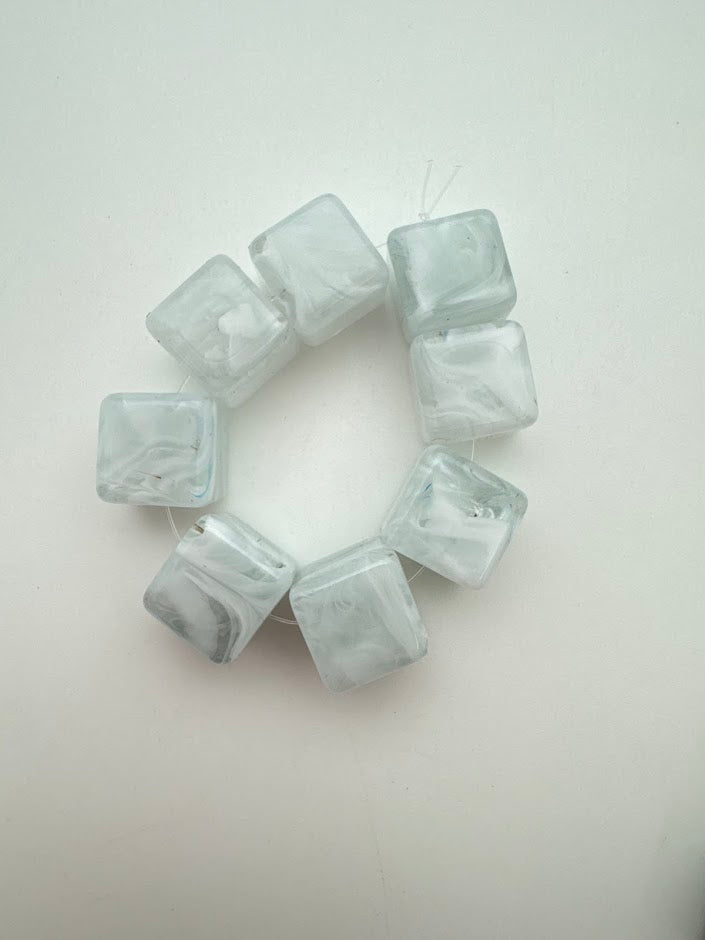 Cube 14mm White Marble