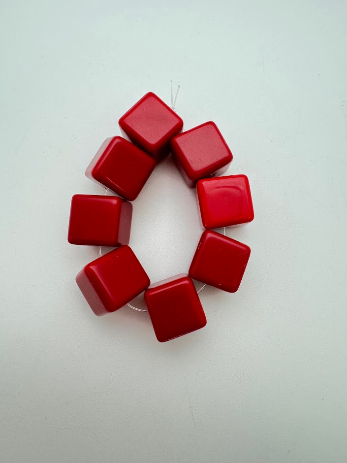 Cube 14mm Red