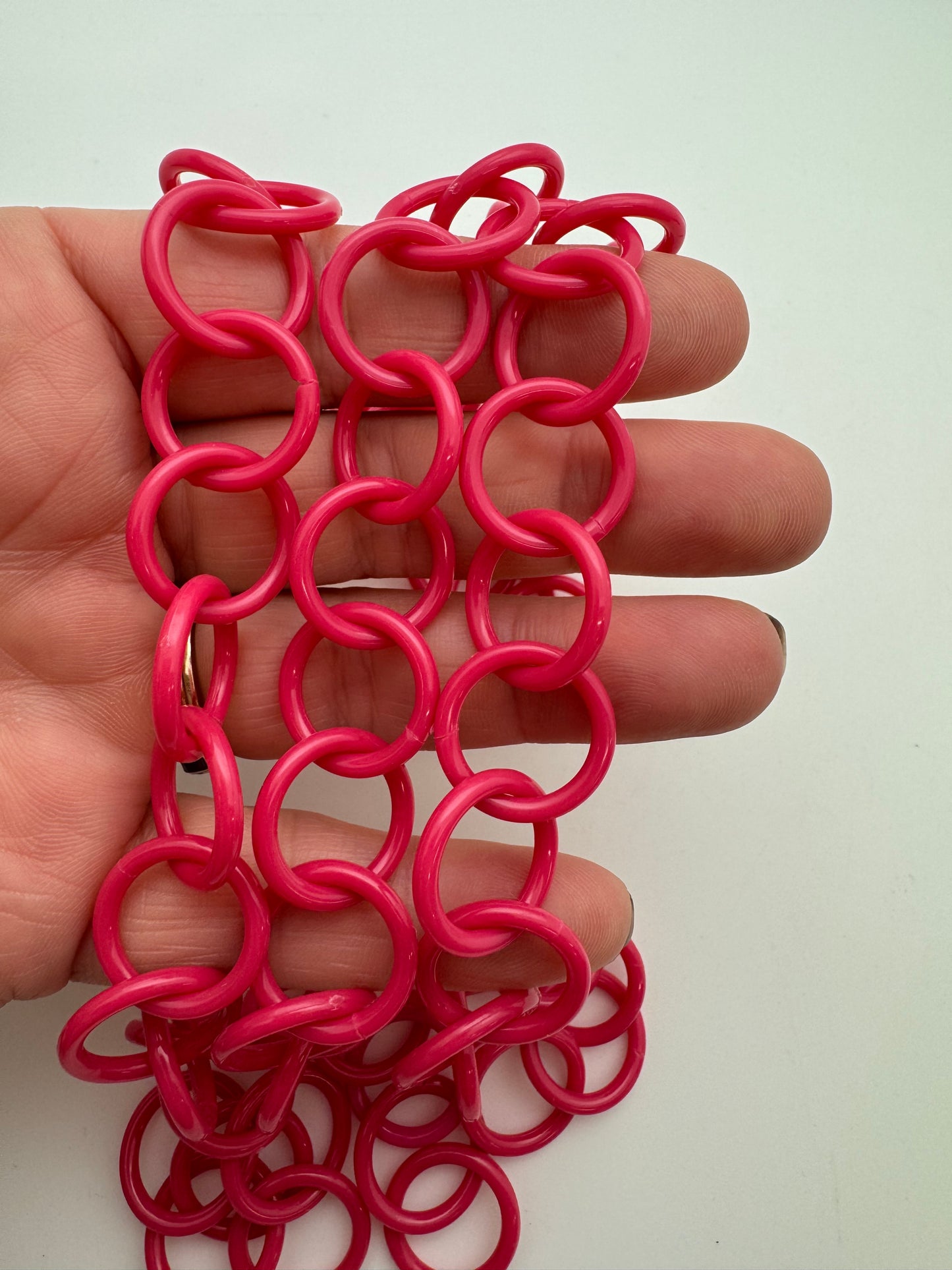 Resin Chain Link 12"x18mm Hot Pink