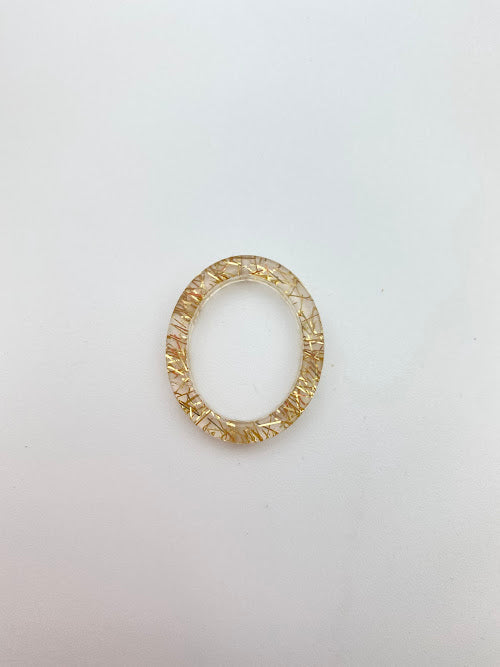 Oval Ring 33mm Gold