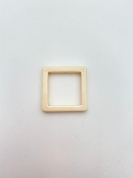 Square Frame 30mm Ivory