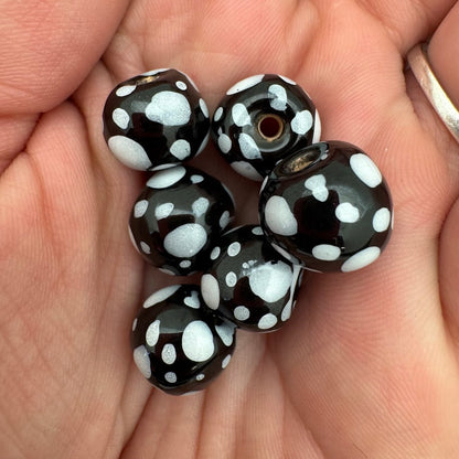 Kazuri Bead 10mm Rounds