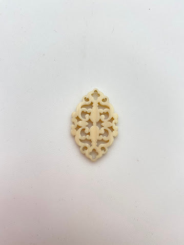 Filigree Marquise 30x21mm Ivory