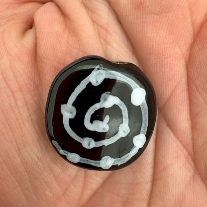 Kazuri Bead Pitapat - 21mm Lentil - Blacks & Whites