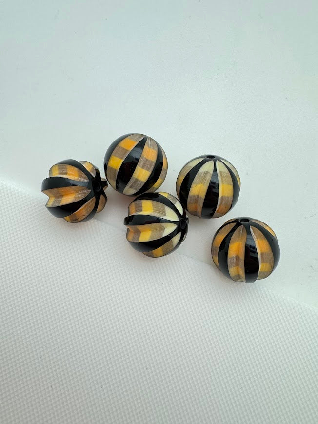 Carved Round 16mm Black with Golds
