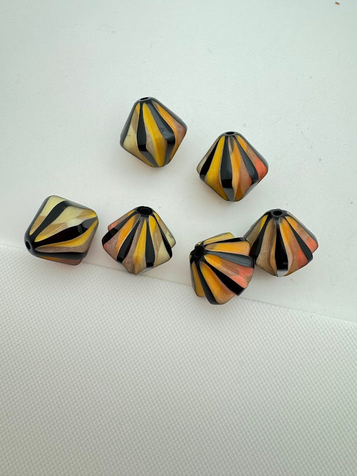 Carved Bi-cone 20mm Black with golds