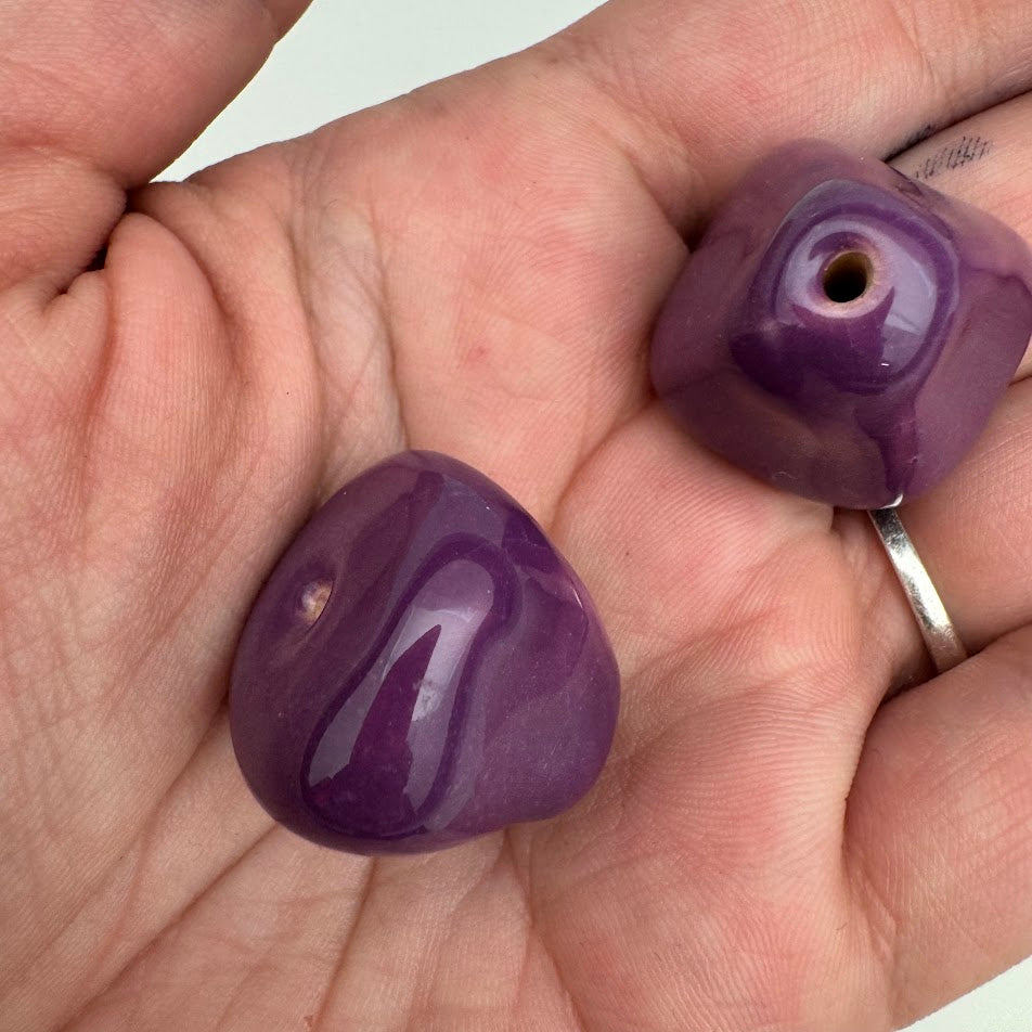 Kazuri Bead Pyramid 22mm