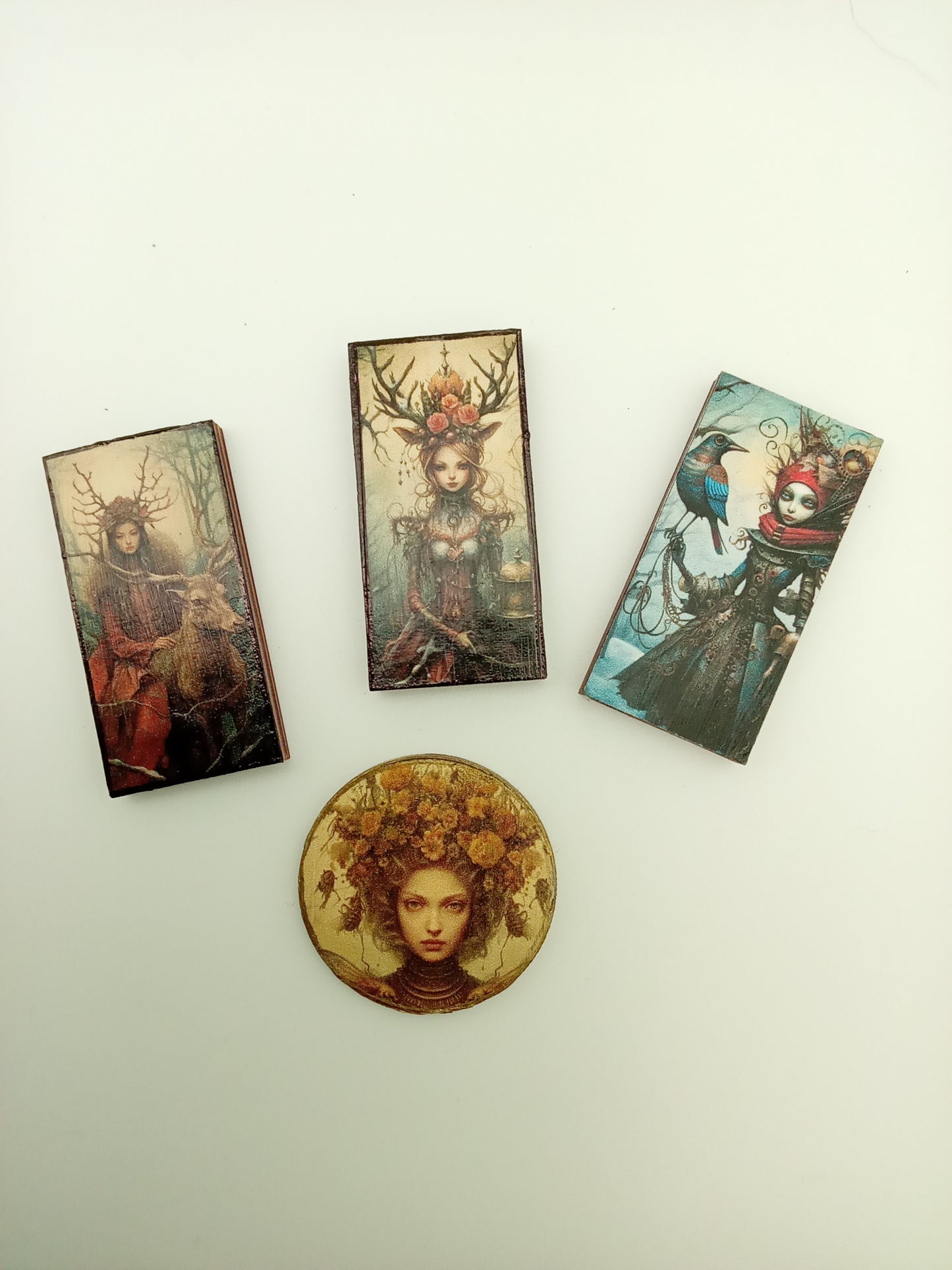 Wood Domino Reindeer Herder 25mm x 50mm