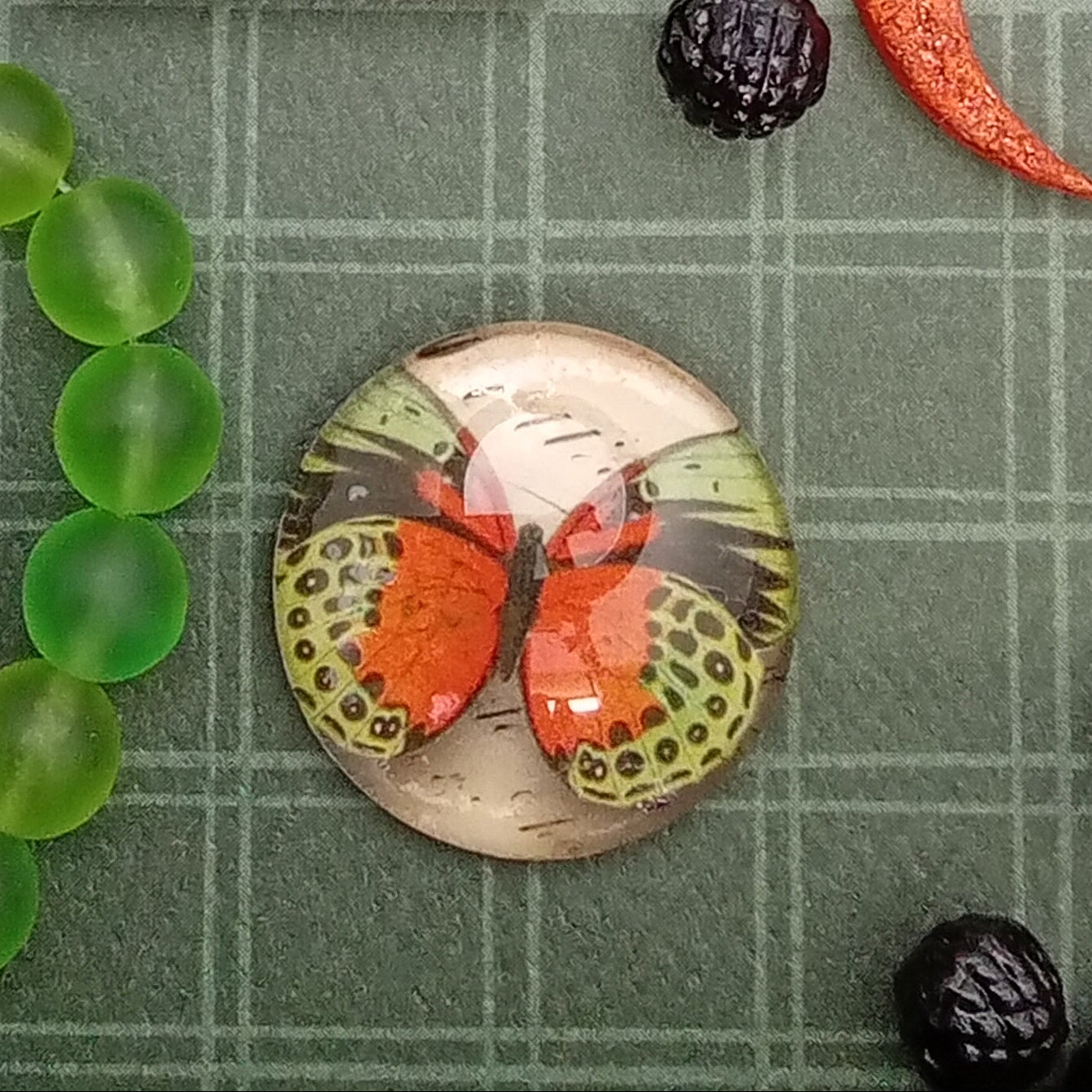 Butterfly Cabochon orange and green