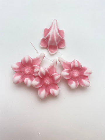 Flower Pendant 43mm Pink/White