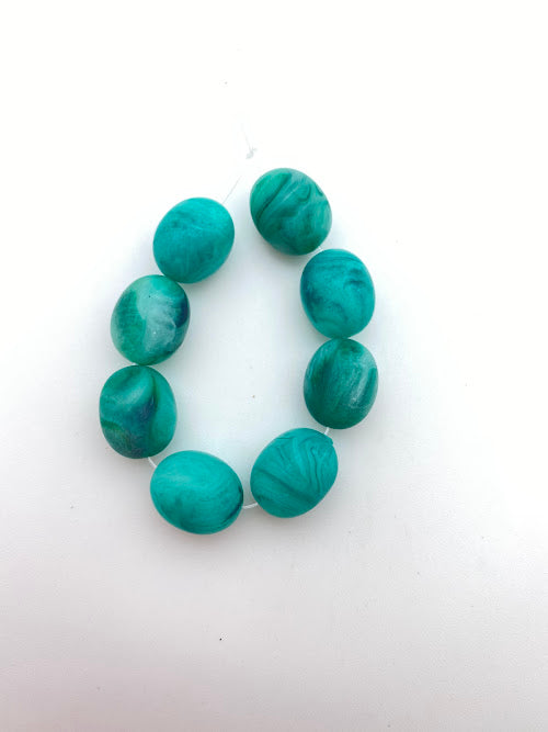 Oval 18x15mm Green Marble Matte