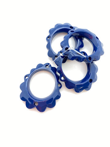 Faceted 42mm 4 hole Navy