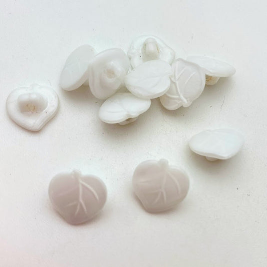 Button 14mm Leaves White - BUTTON-0303-C