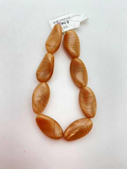 Vintage Glass Twisted oval 16x12mm Chi - VBE-0684-E