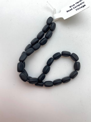 Vintage Glass 3 Sided Oval 7x4mm Jet Matte