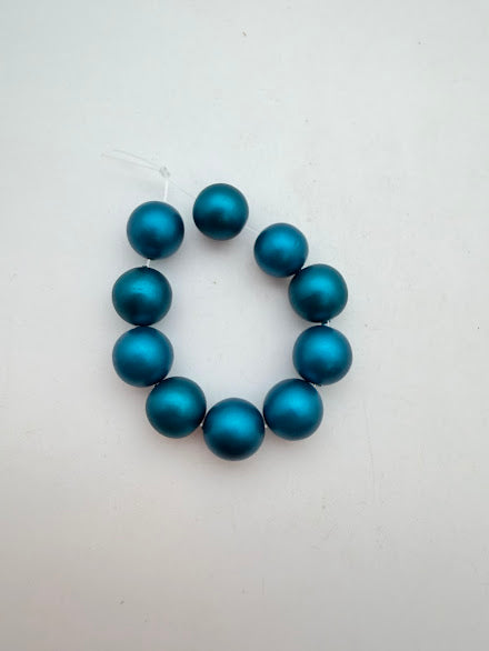 Vintage Glass Round Pearl Coated 12mm Bermuda