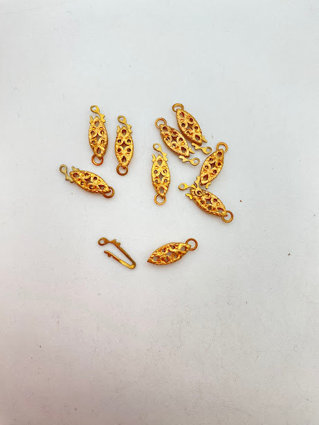 Vintage Metal Clasp 14x5mm Gold