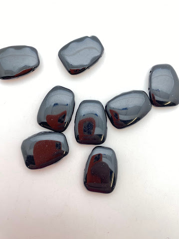 Vintage Glass Two-Hole 25x22mm Jet - VBE-1271-C