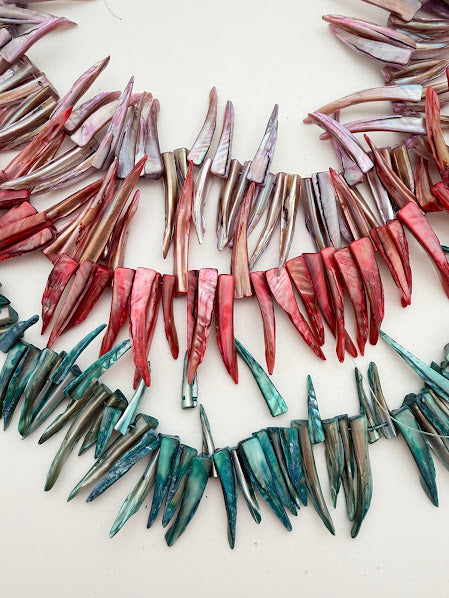 Natural Shell Dagger Strand Teal