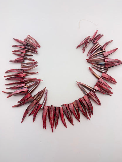 Natural Shell Dagger Strand Pink