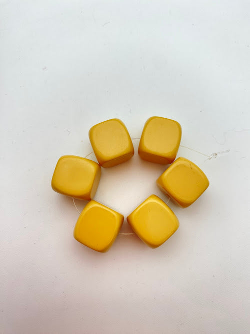 Paver Cube 15mm Yellow
