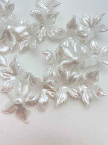 Flower Cap 28mm White Pearl