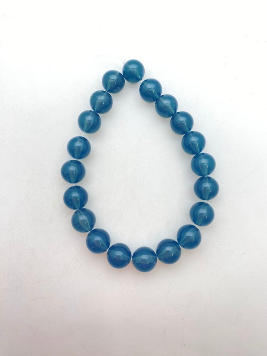Round 10mm Montana Opaline