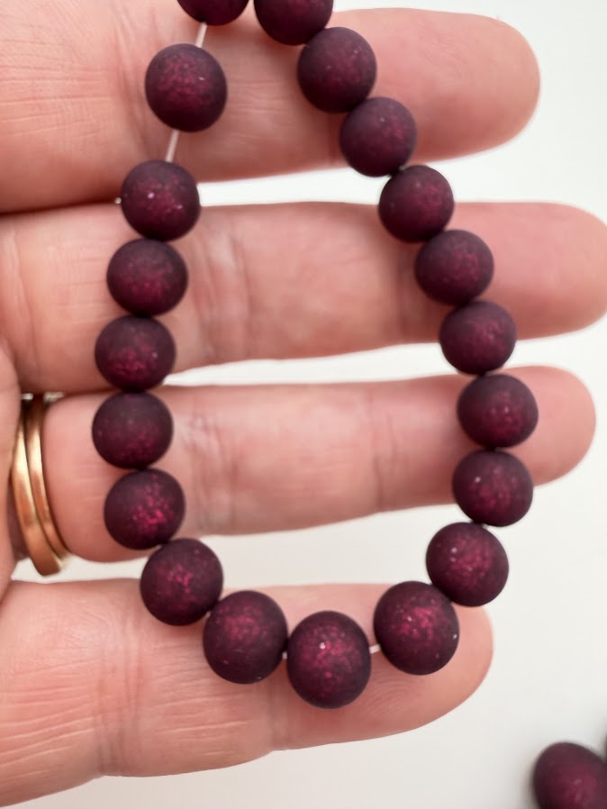 Round 8mm Matte Glitter Plum