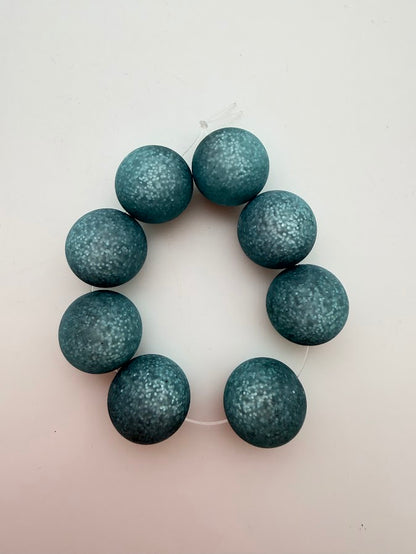 Round 16mm Matte Glitter Paris